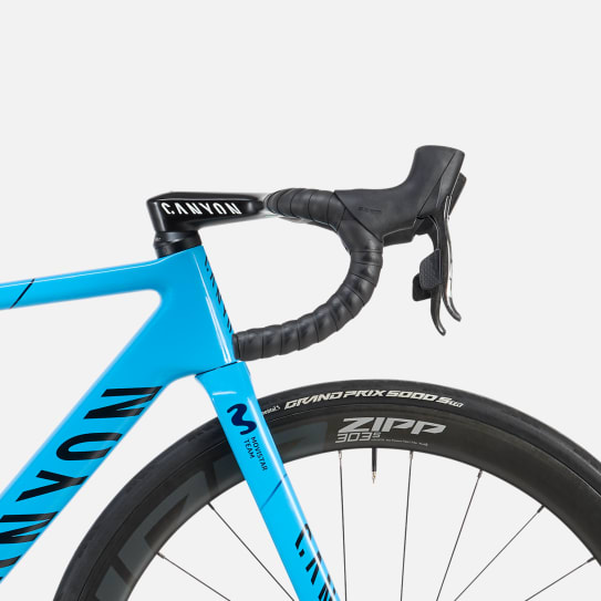 Ultimate CF SLX Team Movistar