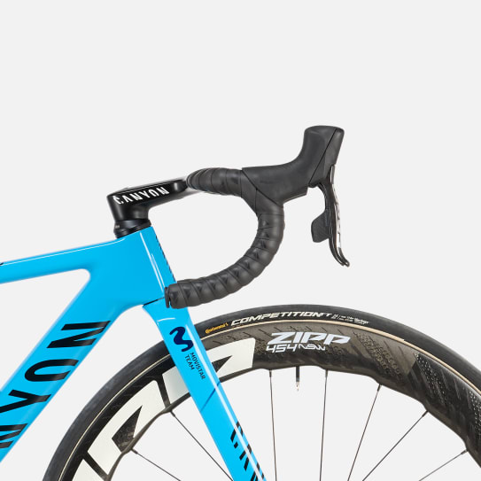 Ultimate CF SLX Team Movistar