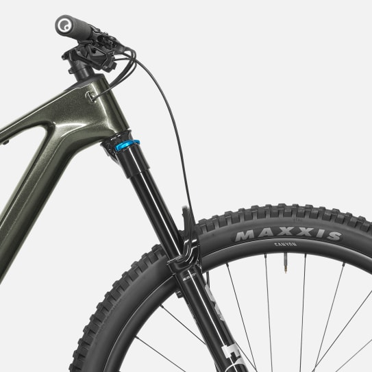 Lux Trail CF 7
