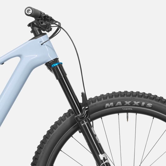 Lux Trail CF 7