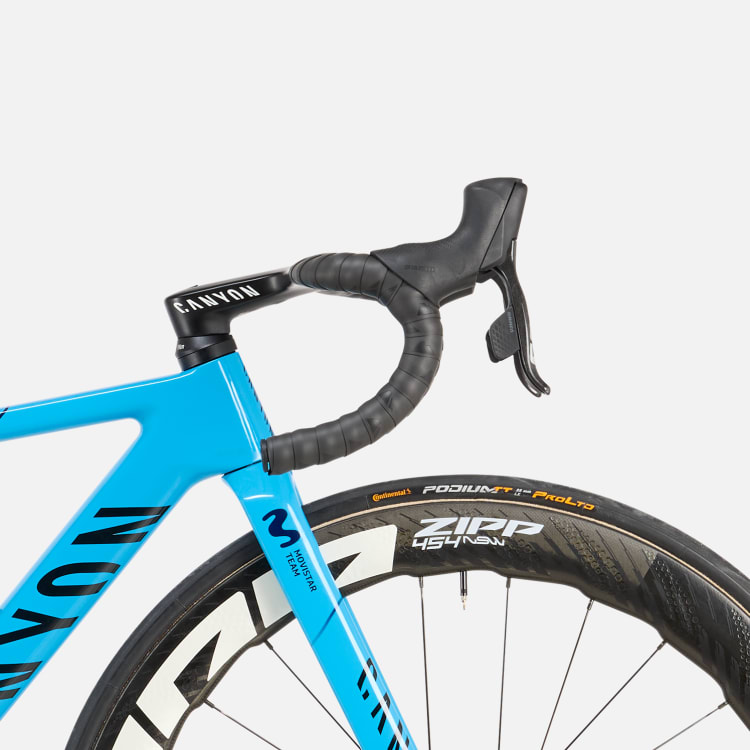 Ultimate CF SLX Team Movistar