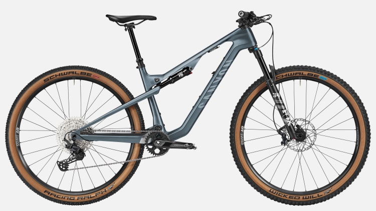 Lux Trail CF 6