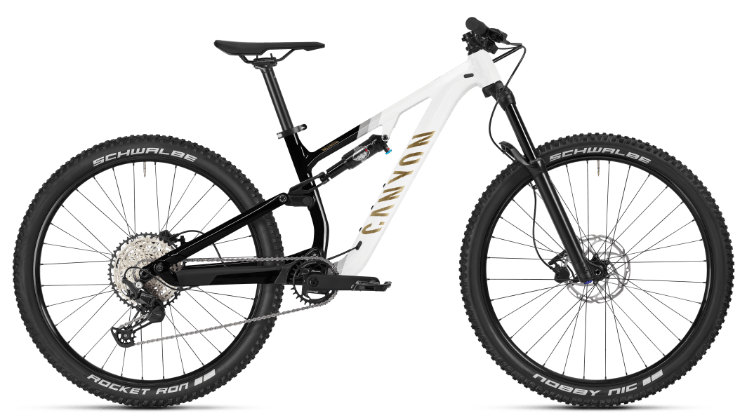 キャニオン　アルティメット　ヤングヒーロー ドイツのキャニオンから、次世代を担うジュニア向けロードバイク