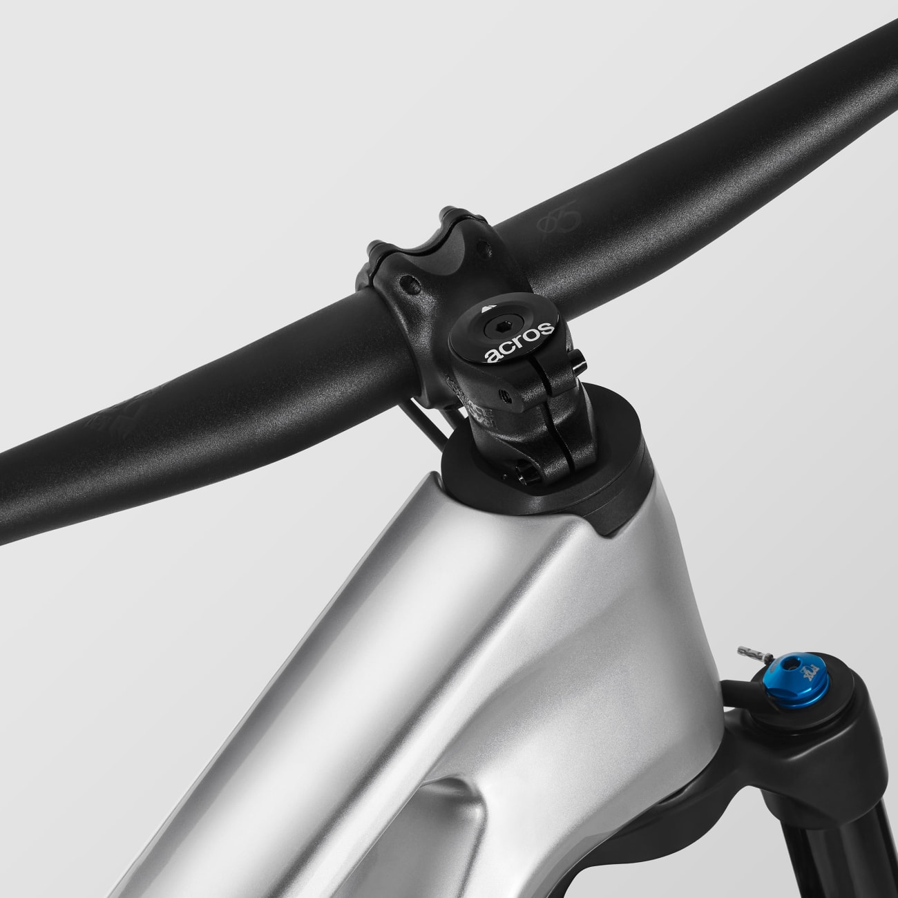 Canyon Lux Trail CF 7 Shimano Deore SLX M7100 24