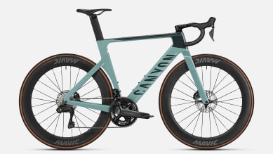 Aeroad CF SLX 8 Di2 Cosmic