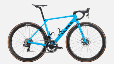 Ultimate CF SLX Team Movistar