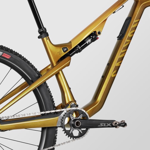 Lux Trail CF 7