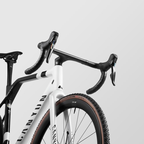 Inflite CF SLX 8