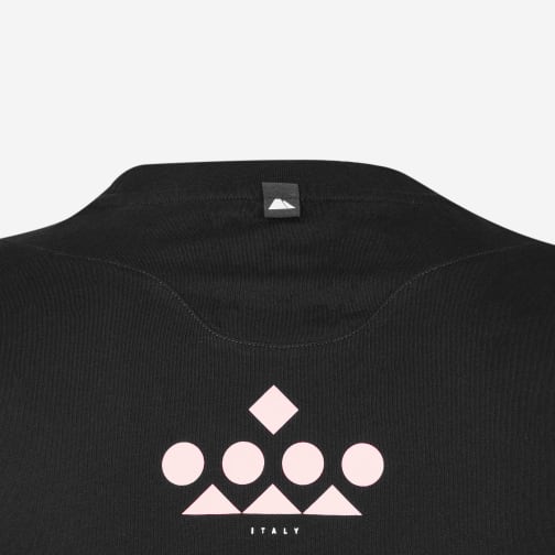 Annemiek Van Vleuten Quadruple Crown Men's T-Shirt