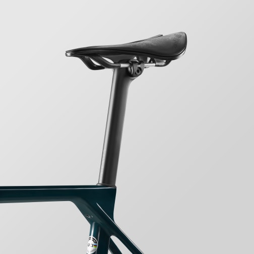 Ultimate CF 7 Di2 AERO