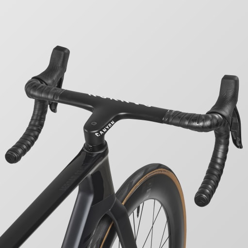 Aeroad CF SLX 7 AXS SE3