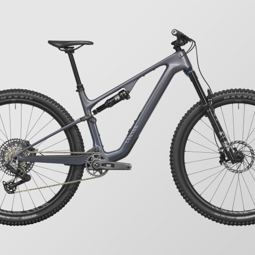 Lux Trail CF 8