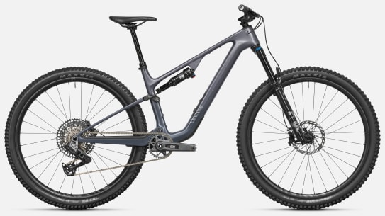 Lux Trail CF 8