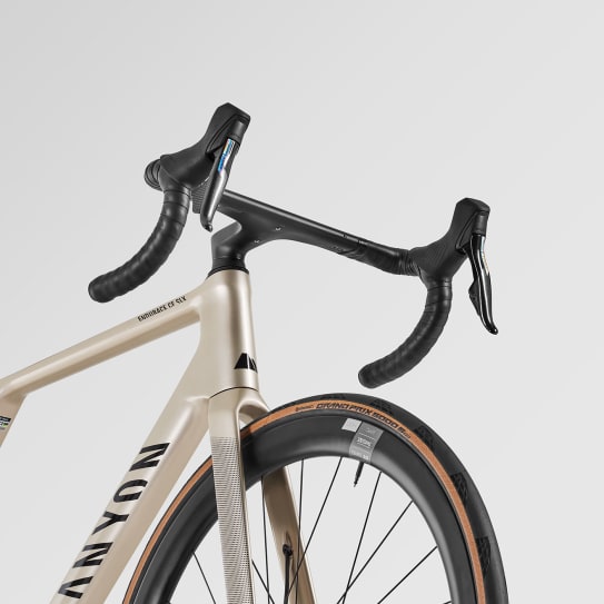 Endurace CF SLX 8 AXS Aero