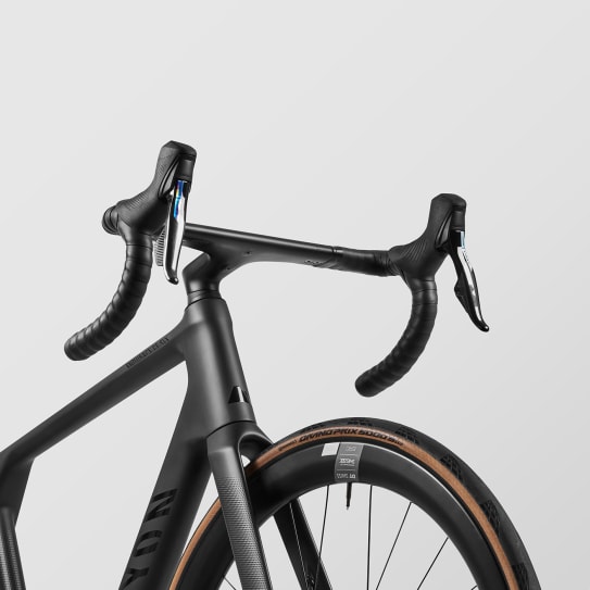 Endurace CF SLX 8 AXS Aero