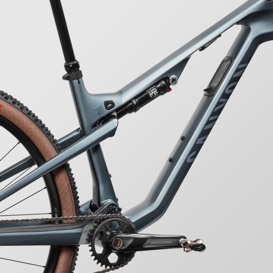 Lux Trail CF 6