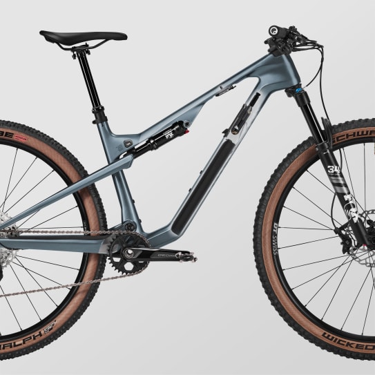 Lux Trail CF 6