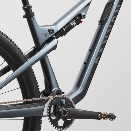 Lux Trail CF 8