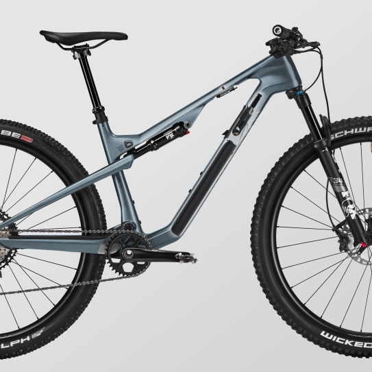 Lux Trail CF 8