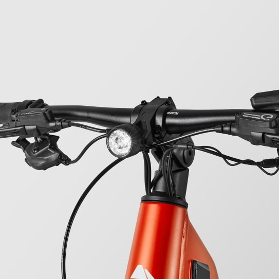 Pathlite:ON 8 SUV step-through