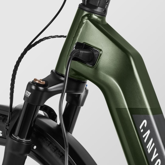 Pathlite:ON 8 SUV step-through