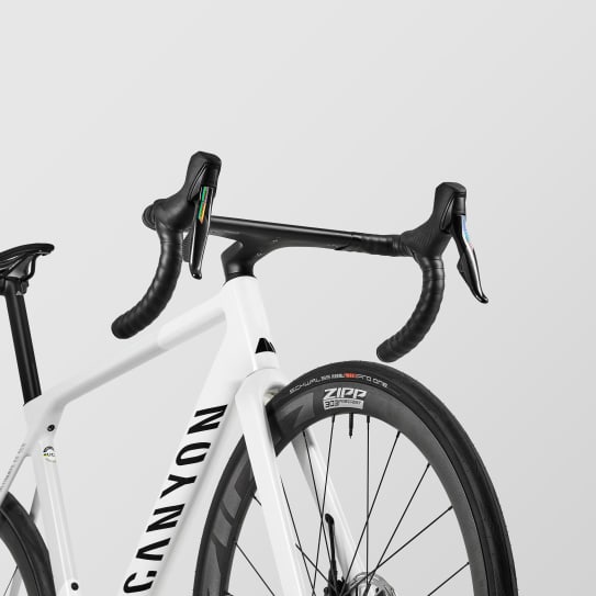 Ultimate CF SLX 8 AXS