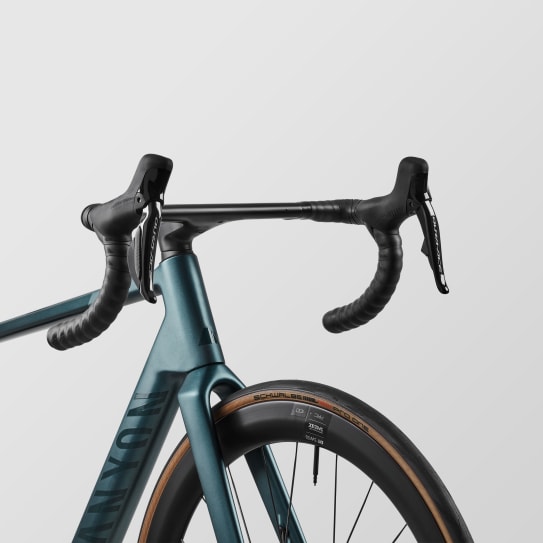 Ultimate CF SLX 9 Di2