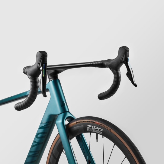 Ultimate CF SLX 8 Force AXS