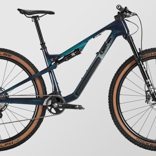 Lux Trail CF Di2