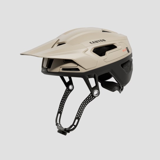 Canyon Deflectr Helmet