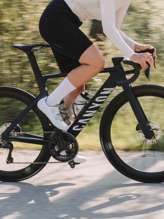 Road shoes