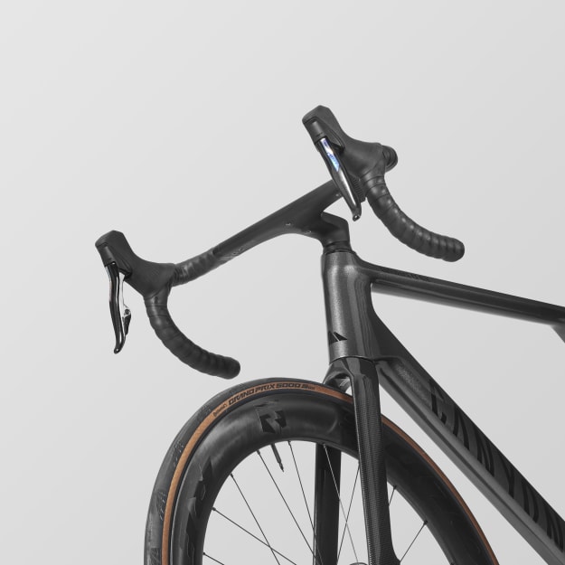 Canyon Endurace CF SLX 8 AXS AR60 SRAM Force AXS 12sp 26