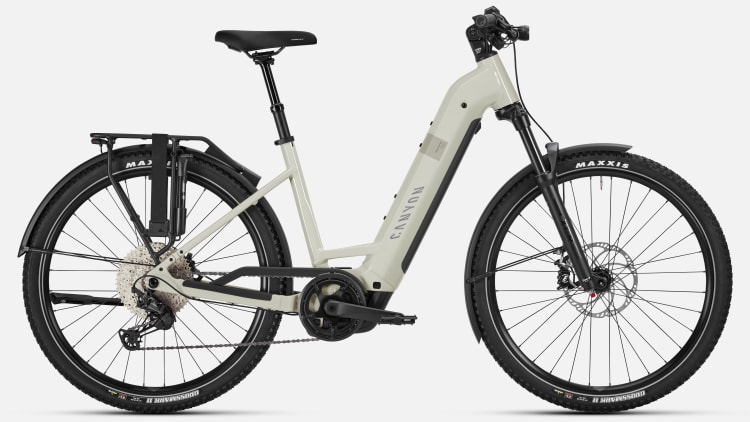 Pathlite:ON 8 SUV step-through