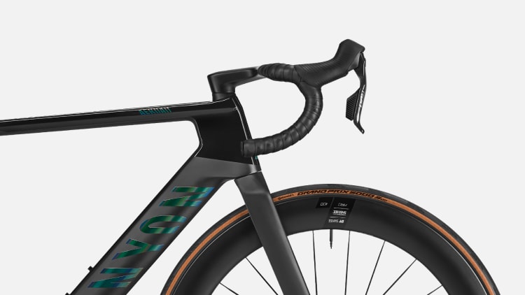 Aeroad CFR AXS