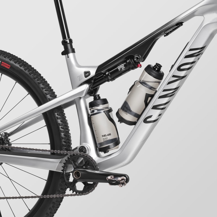 Lux Trail CF 8