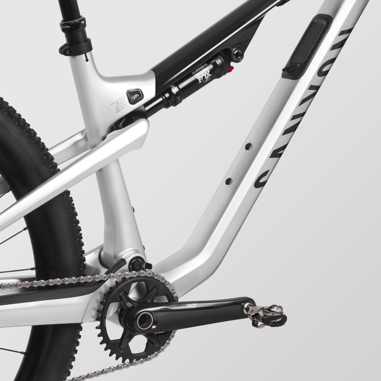 Lux Trail CF 8