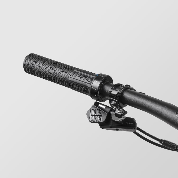 Lux Trail CF 9