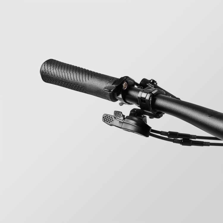 Lux Trail CF 7