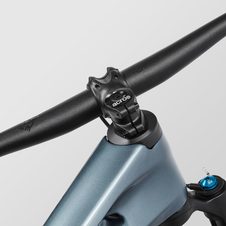 Lux Trail CF 6