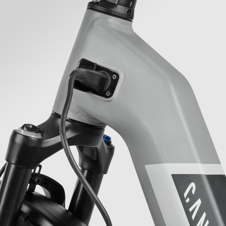 Pathlite:ON 6 SUV step-through