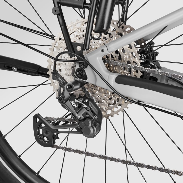 Pathlite:ON 6 SUV step-through