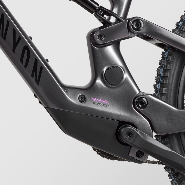 Neuron:ONfly CF 8