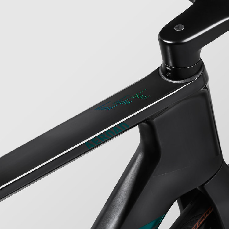 Aeroad CFR AXS