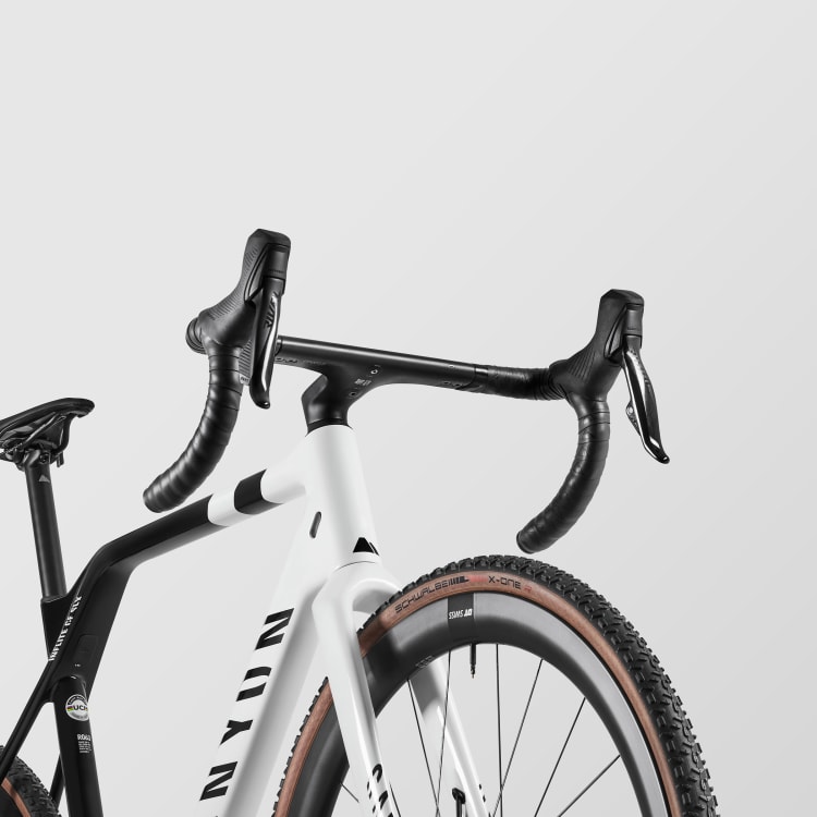 Inflite CF SLX 7