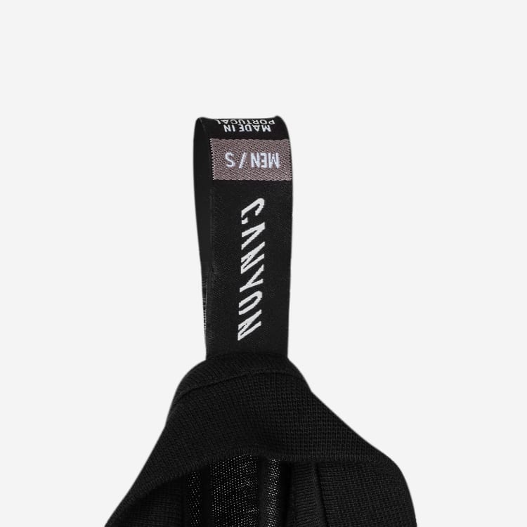 Annemiek Van Vleuten Quadruple Crown Men's T-Shirt