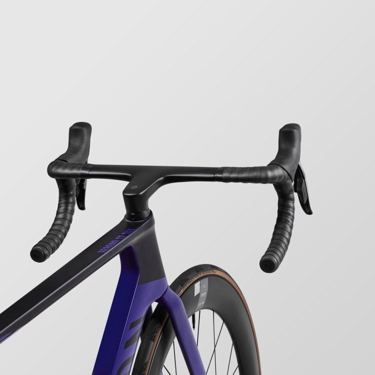 Aeroad CF SLX 8 eTap