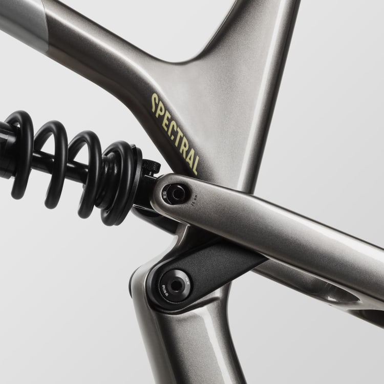 Spectral CF 8 K.I.S.