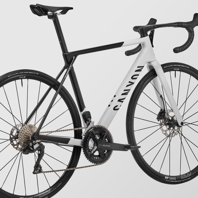 Ultimate CF SL 7 Di2