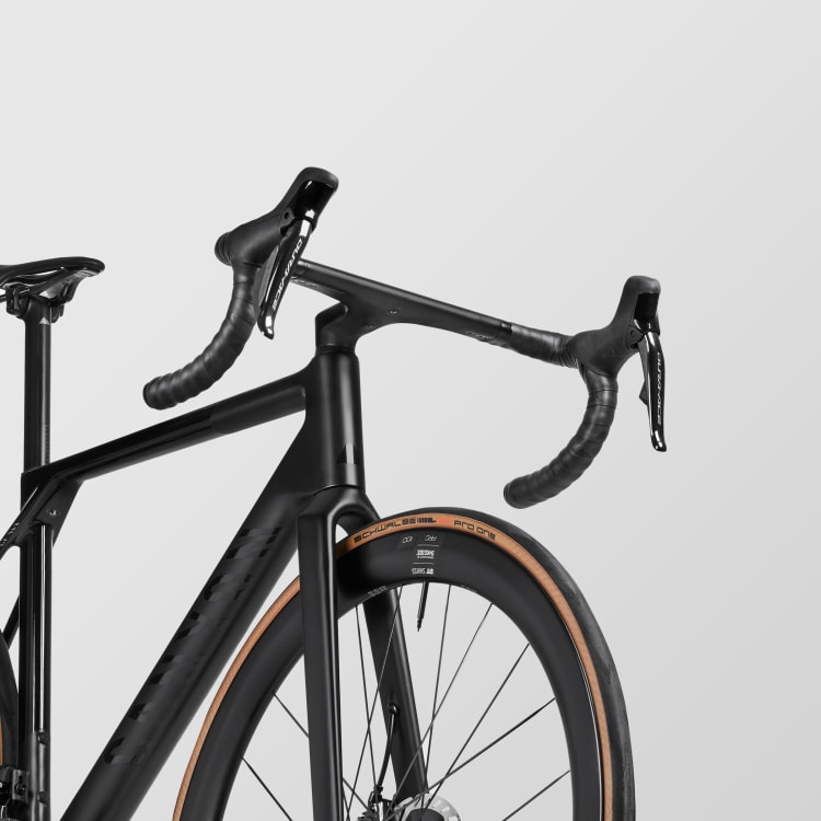 Ultimate CF SLX 9 Di2