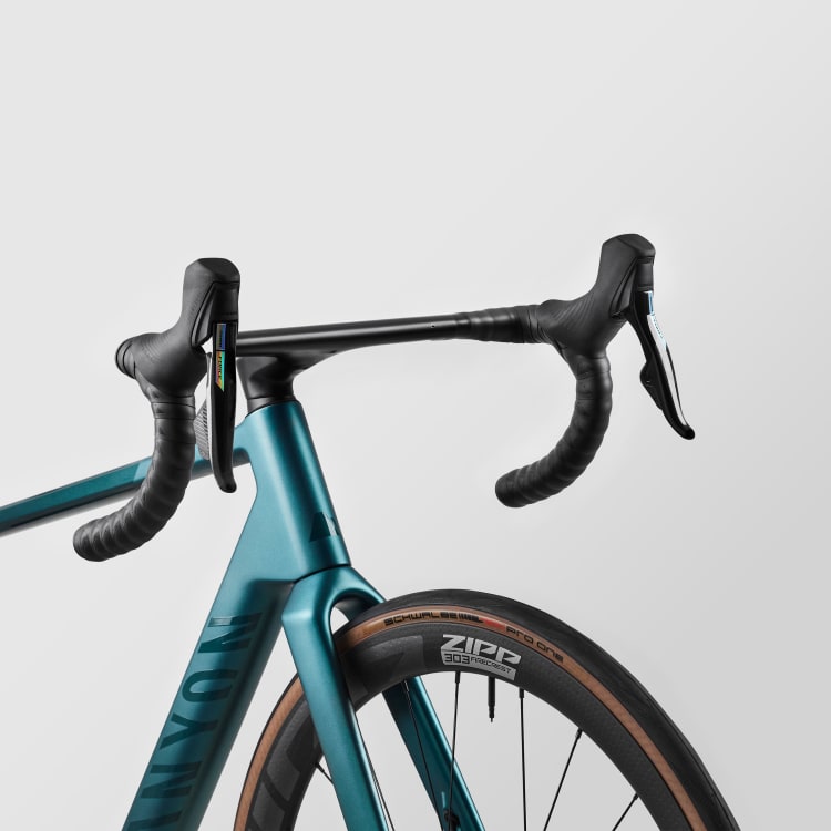 Ultimate CF SLX 8 Force AXS